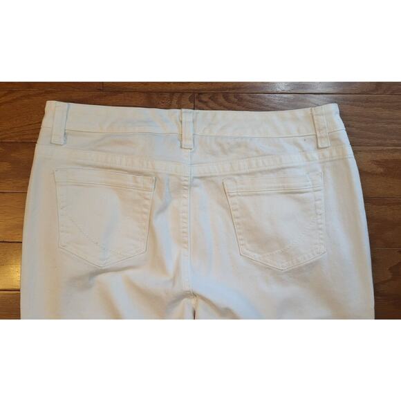 Sonoma Life Style Women Size 16 White Modern Capri Pants Jeans Mid Rise - Picture 4 of 12